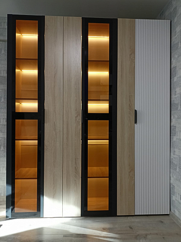 Витрина Норд П02-400 дуб сонома / софт черный фото покупателя 2